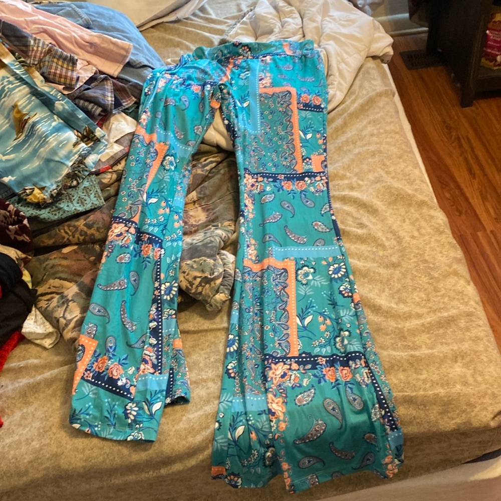 Bell Bottom pants